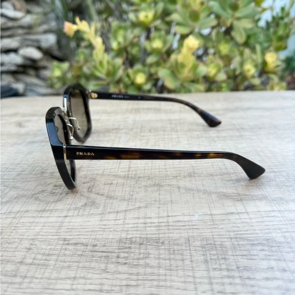 Prada womens sunglasses Prada sunglasses for women sunshades for her Women - Picture 4 of 10